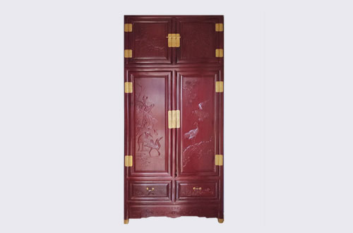 黑龙江高端中式家居装修深红色纯实木衣柜